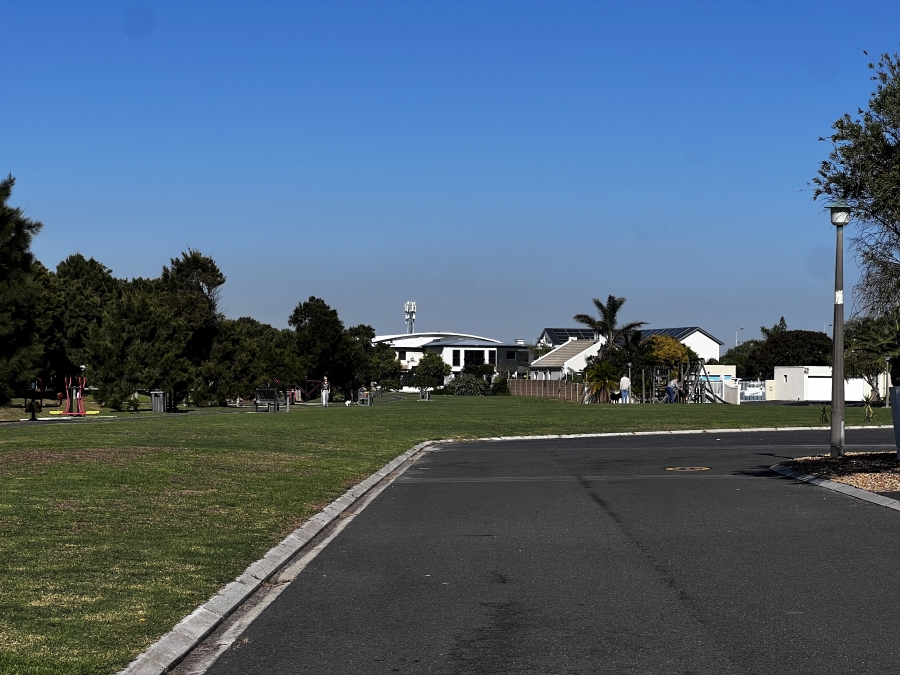 To Let 2 Bedroom Property for Rent in Sunningdale Western Cape